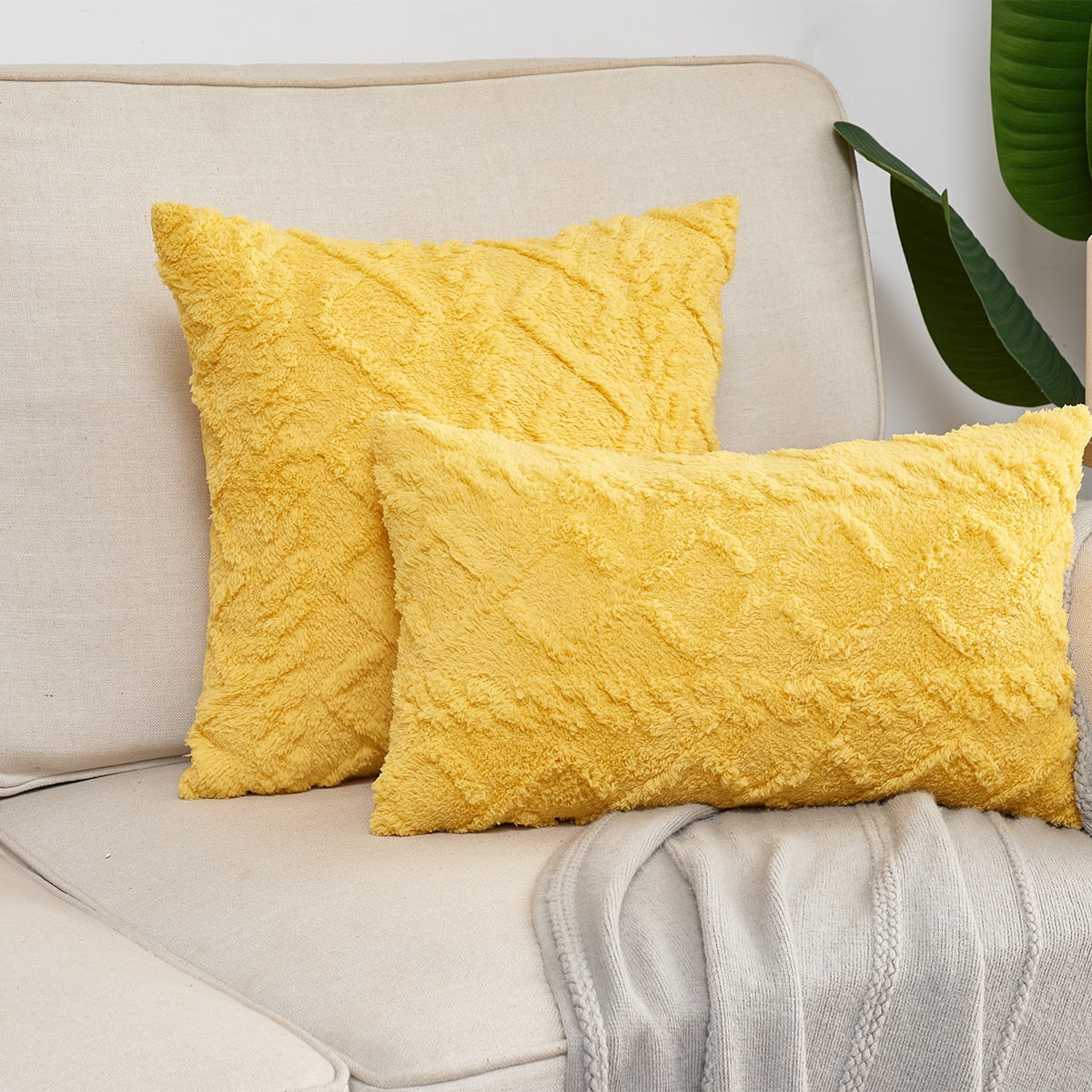 Housse de coussin design jaune 30x50